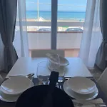 Vista Mare アパート